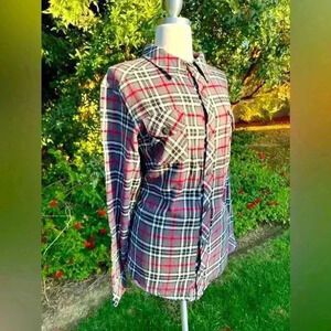 SoCal flannel women’s